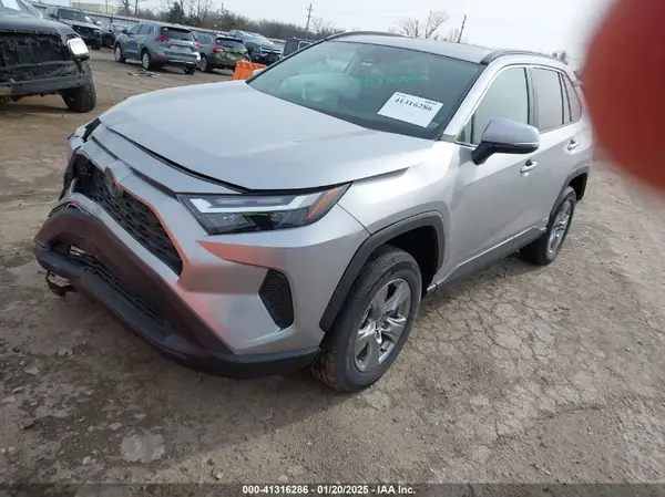4T3RWRFV8RU146944 2024 TOYOTA RAV 4 - Image 2