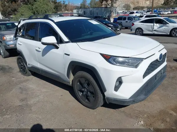 4T3RWRFV9MU022626 2021 TOYOTA RAV 4 - Image 1