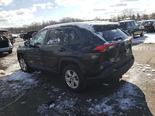 4T3RWRFV9MU046392 2021 TOYOTA RAV 4 - Image 2