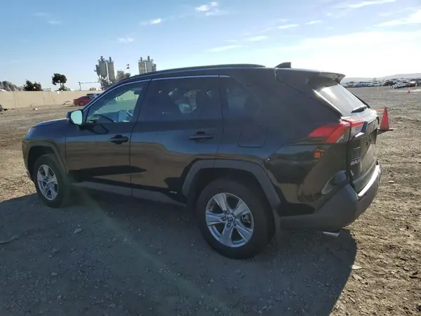 4T3RWRFV9NU050881 2022 TOYOTA RAV 4 - Image 2