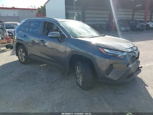4T3RWRFV9RU138710 2024 TOYOTA RAV 4 - Image 1