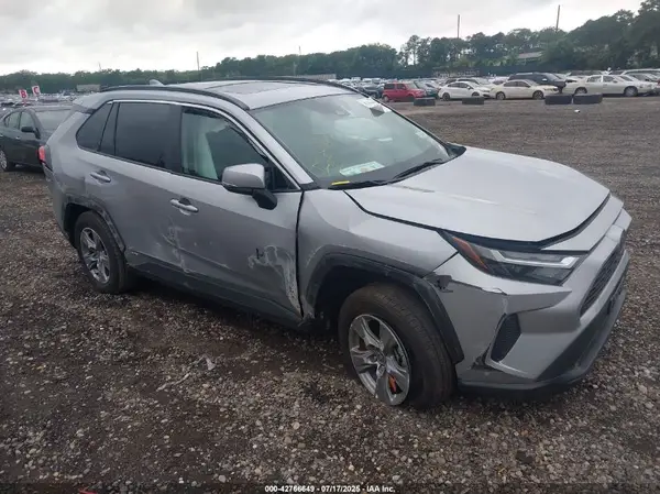 4T3RWRFV9RU155992 2024 TOYOTA RAV 4 - Image 1