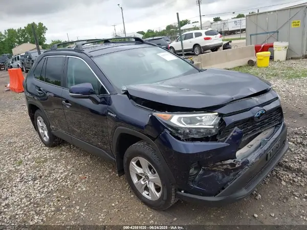 4T3RWRFVXMU041296 2021 TOYOTA RAV 4 - Image 1