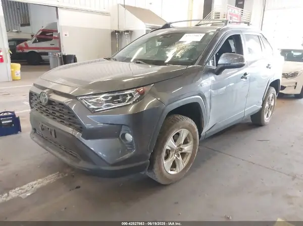 4T3RWRFVXMU045249 2021 TOYOTA RAV 4 - Image 2
