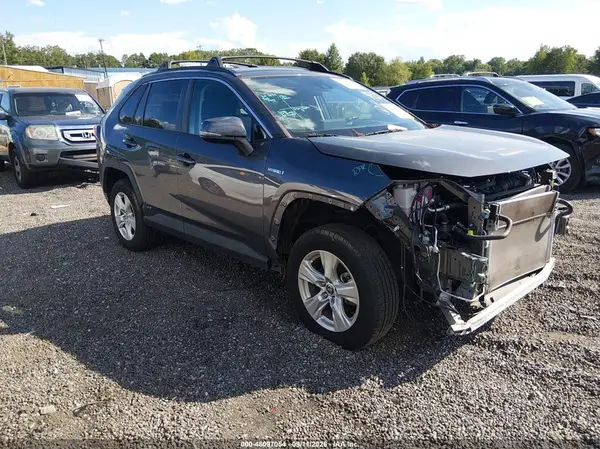 4T3RWRFVXMU047020 2021 TOYOTA RAV 4 - Image 1