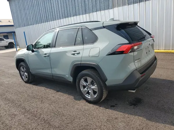 4T3RWRFVXNU071836 2022 TOYOTA RAV 4 - Image 2