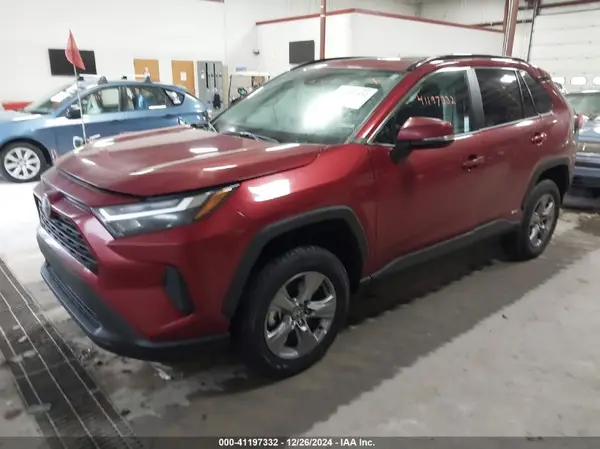 4T3RWRFVXRU125934 2024 TOYOTA RAV 4 - Image 2