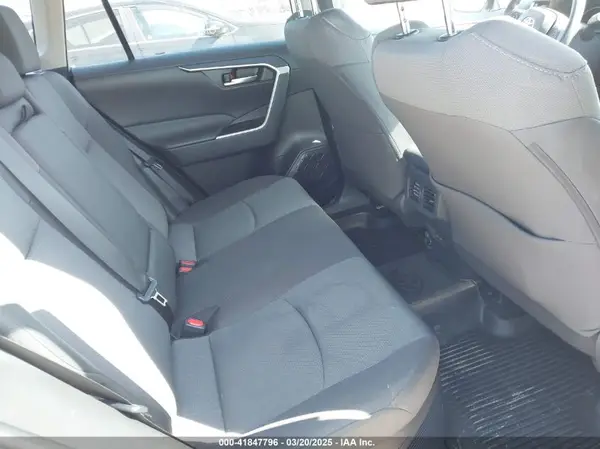 4T3RWRFVXSU166151 2025 TOYOTA RAV 4 - Image 8
