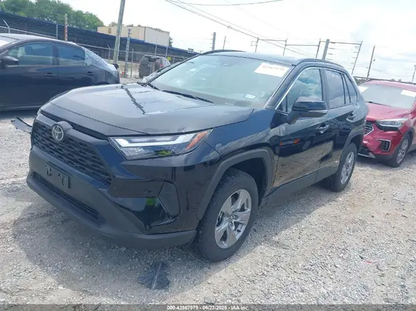 4T3RWRFVXSU177165 2025 TOYOTA RAV 4 - Image 2