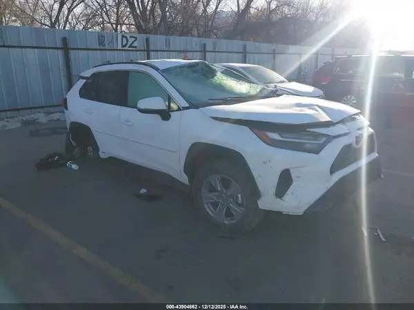 4T3RWRFVXSU185587 2025 TOYOTA RAV 4 - Image 1