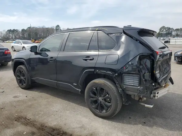 4T3T6RFV0RU141131 2024 TOYOTA RAV 4 - Image 2