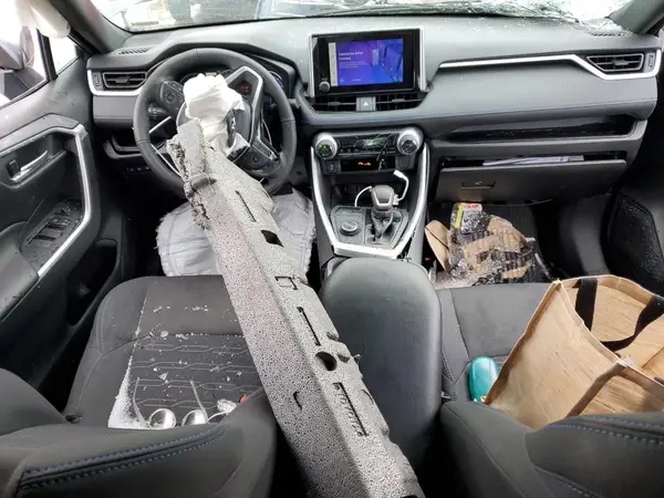 4T3T6RFV0RU146202 2024 TOYOTA RAV 4 - Image 8