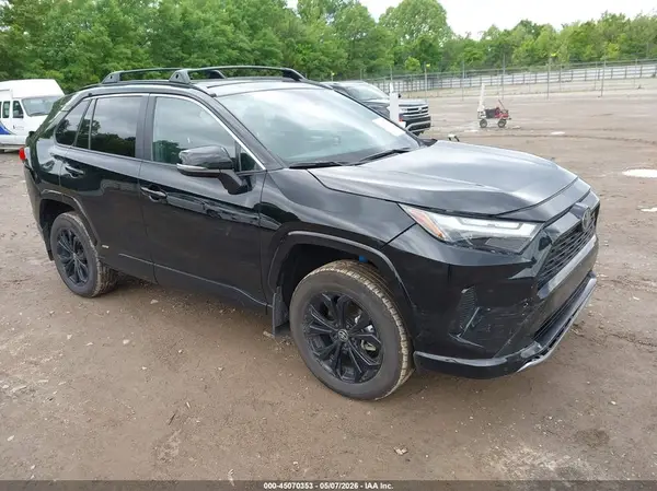4T3T6RFV0SU195258 2025 TOYOTA RAV 4 - Image 1