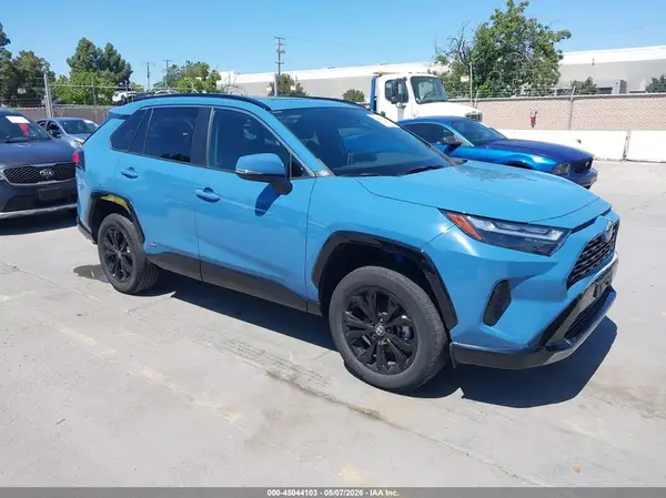 4T3T6RFV1NU098459 2022 TOYOTA RAV 4 - Image 1