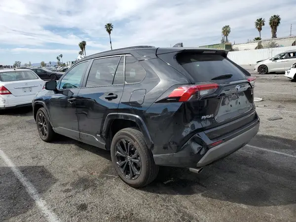 4T3T6RFV1NU103790 2022 TOYOTA RAV 4 - Image 2