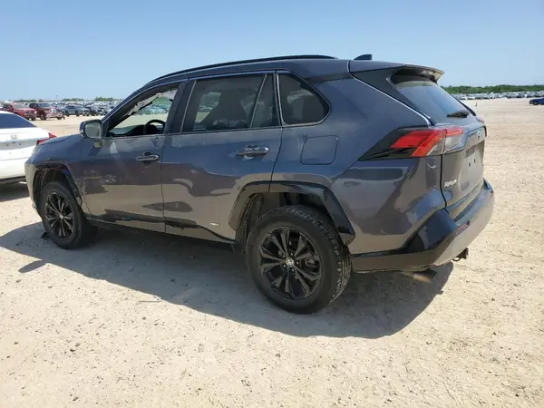 4T3T6RFV2NU099703 2022 TOYOTA RAV 4 - Image 2