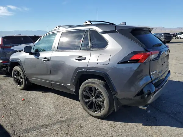 4T3T6RFV2NU100302 2022 TOYOTA RAV 4 - Image 2