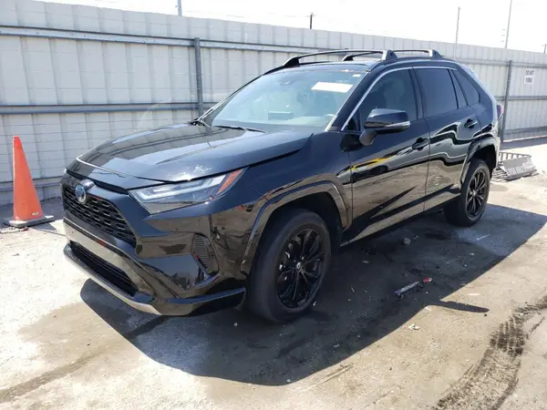 4T3T6RFV2NU101725 2022 TOYOTA RAV 4 - Image 1