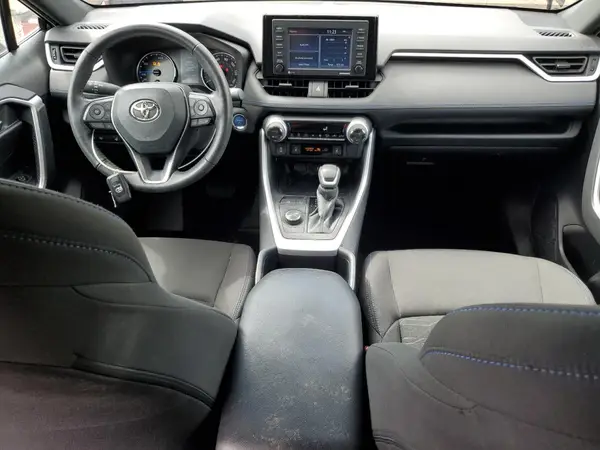 4T3T6RFV3NU073675 2022 TOYOTA RAV 4 - Image 8