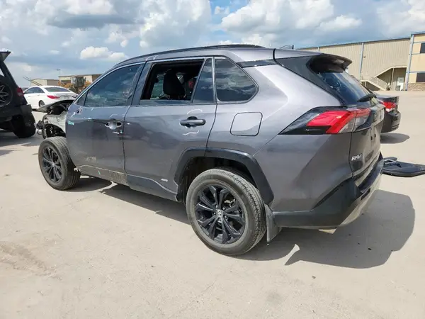 4T3T6RFV3RU143858 2024 TOYOTA RAV 4 - Image 2