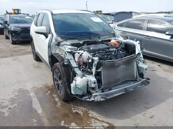 4T3T6RFV4NU065150 2022 TOYOTA RAV 4 - Image 1