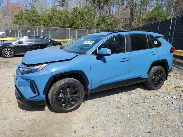 4T3T6RFV4NU096415 2022 TOYOTA RAV 4 - Image 1