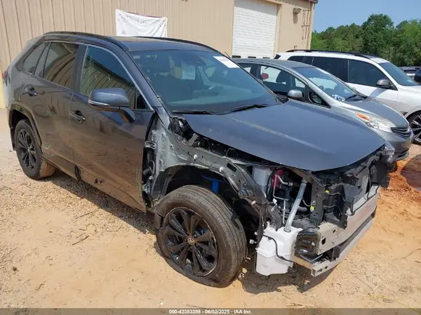 4T3T6RFV4RU144159 2024 TOYOTA RAV 4 - Image 1