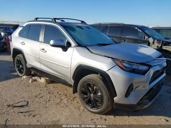 4T3T6RFV5PU128095 2023 TOYOTA RAV 4 - Image 1