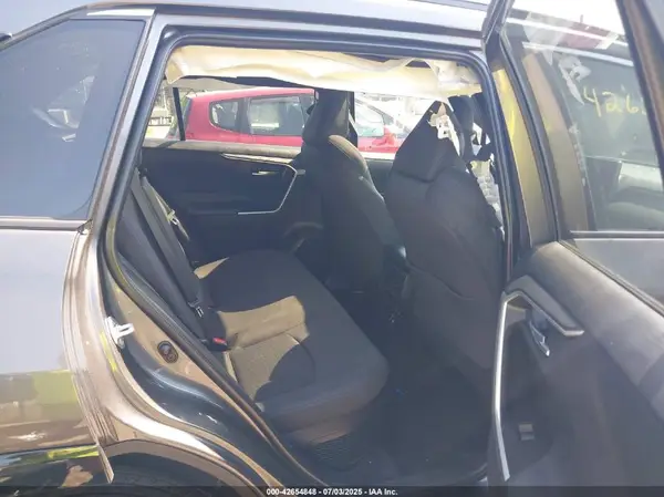 4T3T6RFV5PU131174 2023 TOYOTA RAV 4 - Image 8