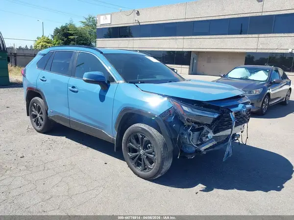 4T3T6RFV5RU170043 2024 TOYOTA RAV 4 - Image 1