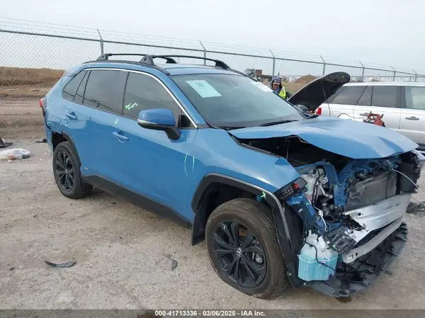 4T3T6RFV6RU153199 2024 TOYOTA RAV 4 - Image 1