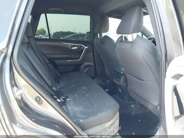4T3T6RFV7RU161067 2024 TOYOTA RAV 4 - Image 8