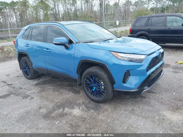 4T3T6RFV8NU078743 2022 TOYOTA RAV 4 - Image 1