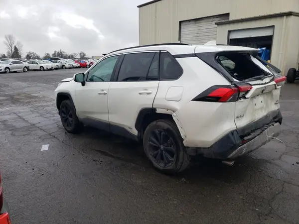 4T3T6RFV8NU085773 2022 TOYOTA RAV 4 - Image 2