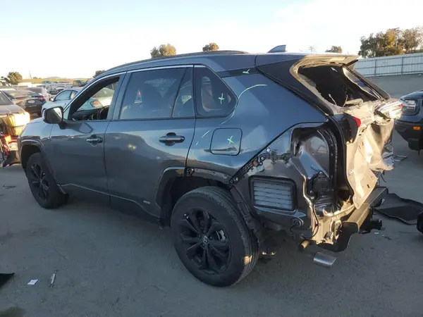 4T3T6RFVXNU088304 2022 TOYOTA RAV 4 - Image 2