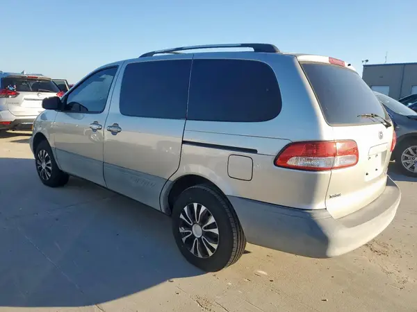 4T3ZF19C21U408568 2021 TOYOTA SIENNA - Image 2