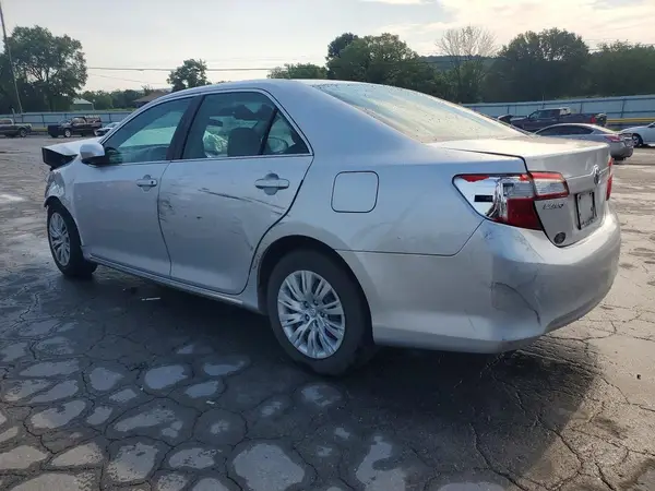 4T4BF1FK0CR193352 2025 TOYOTA CAMRY - Image 2