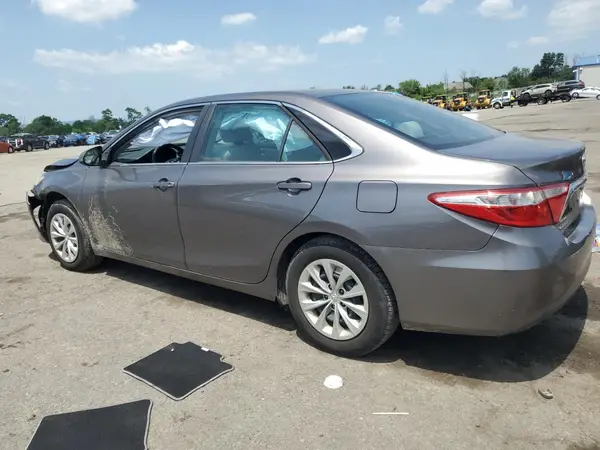 4T4BF1FK0GR517826 2016 TOYOTA CAMRY - Image 2