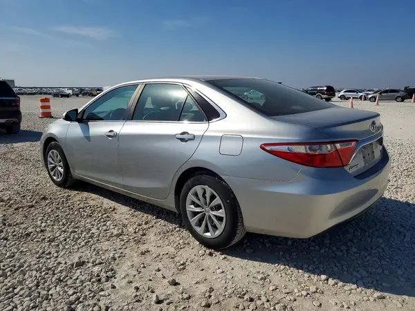 4T4BF1FK0GR518751 2016 TOYOTA CAMRY - Image 2