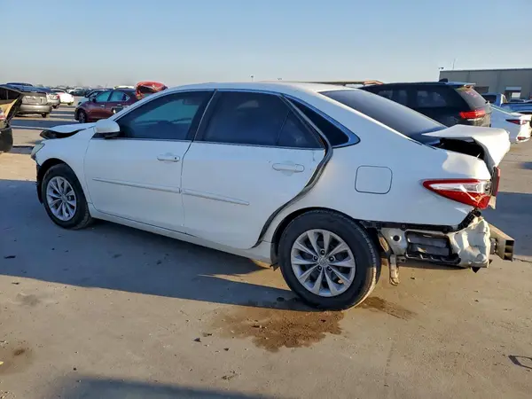 4T4BF1FK0GR518930 2016 TOYOTA CAMRY - Image 2