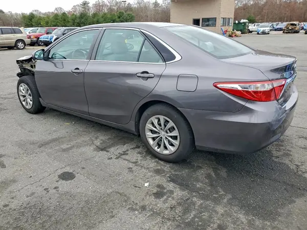 4T4BF1FK0GR519446 2016 TOYOTA CAMRY - Image 2