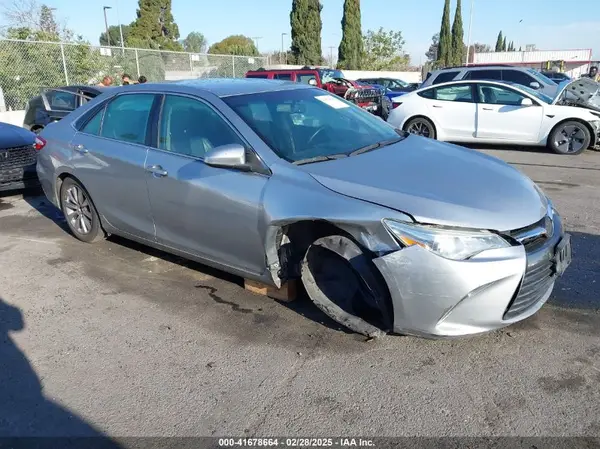 4T4BF1FK0GR520533 2016 TOYOTA CAMRY - Image 1