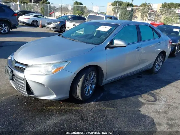 4T4BF1FK0GR520533 2016 TOYOTA CAMRY - Image 2