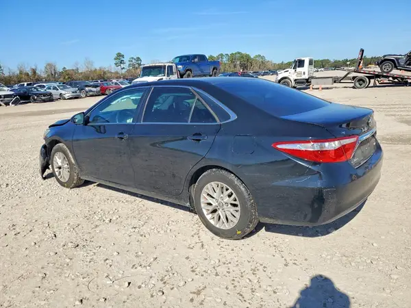 4T4BF1FK0GR524789 2016 TOYOTA CAMRY - Image 2