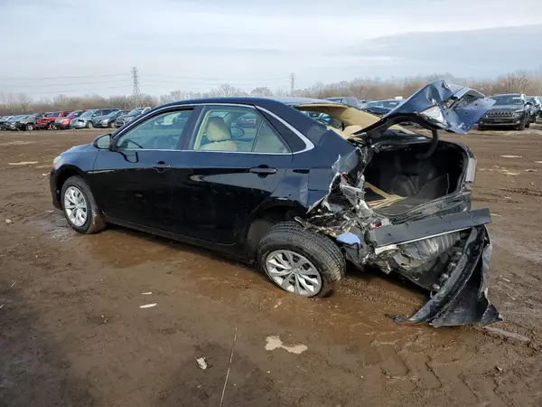 4T4BF1FK0GR527157 2016 TOYOTA CAMRY - Image 2