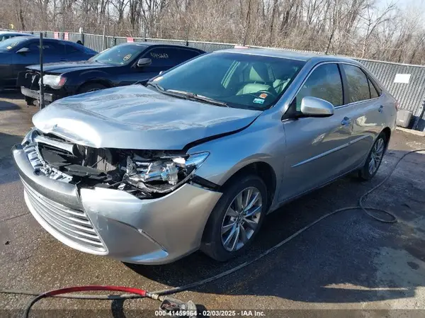 4T4BF1FK0GR528678 2016 TOYOTA CAMRY - Image 2