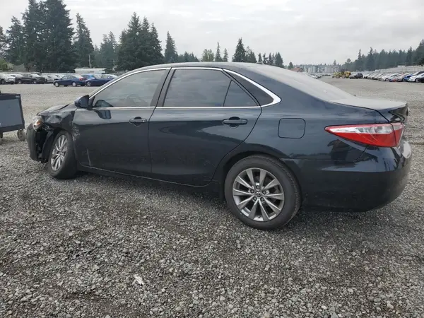 4T4BF1FK0GR529135 2016 TOYOTA CAMRY - Image 2