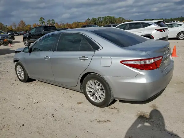 4T4BF1FK0GR532892 2016 TOYOTA CAMRY - Image 2