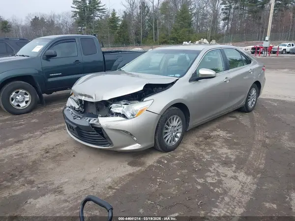 4T4BF1FK0GR533671 2016 TOYOTA CAMRY - Image 2