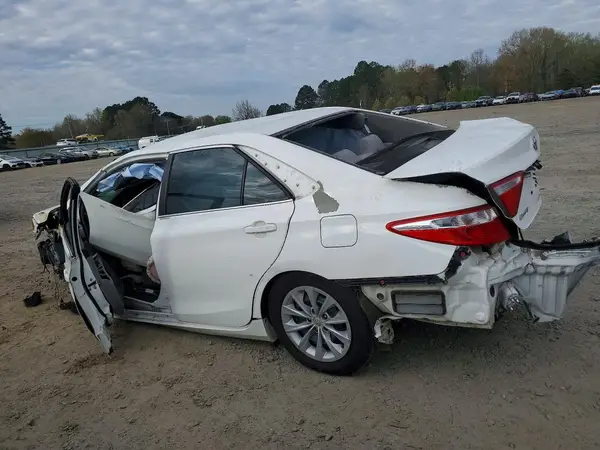 4T4BF1FK0GR534061 2016 TOYOTA CAMRY - Image 2